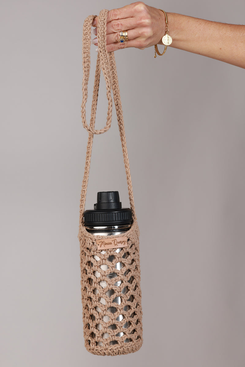 Modelo Dani - Porta Garrafa/Copo